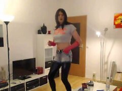 Smocking Hot Dance Emo Girl