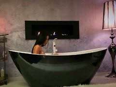 Classy Shalina Devine romantic anal toying at the bathtub