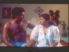 South Indian Mallu Actress OIL Massage