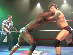 steamy grappling studs: Josh Shooter vs Zulu Warrior