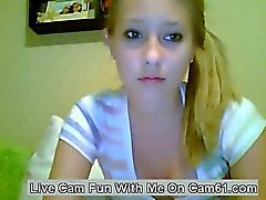 Alluring Blonde Teen On Cam Pussy Fingering