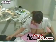 Japanese Dentist Nurse Gives Handjob To Patient