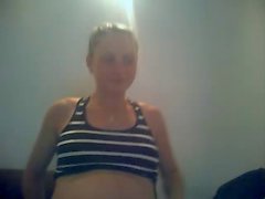 preggo girl in webcam