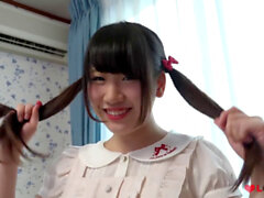 Japaneses schoolgirls lovepop, pantyhose tease
