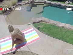Dashing blonde with big tits caught rubbing her pussy outdoor
