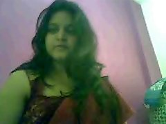 Indian extremely horny Gujrati girl Nadia exposing on cam part4