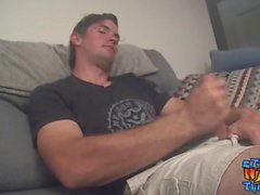 Straight dude works on that cock and makes it cum