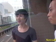 Japanese teen gets head