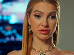 TUSHY Vanna Bardot makes her Double Penetration Debut